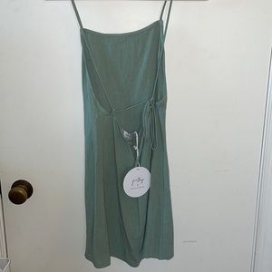 NWT PRINCESS POLLY SINCLAIR MINI DRESS Sage Green Size 4 Never Worn